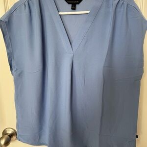 Banana Republic Women's Blue V-Neck Top